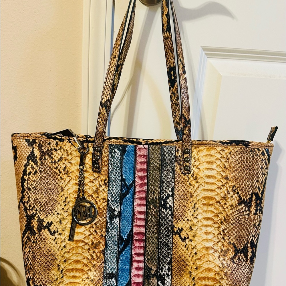 BADGLEY MISCHKA VEGAN LEATHER TOTE WITH SNAKESKIN PRINT IN MUSTARD NWT